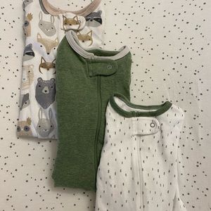 0-3 M. Cloud Island footie pajamas, set of 3